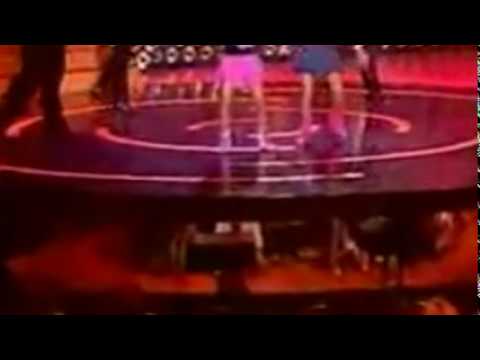 Eurojunior 2004 (Alba y Carolina) - Que calor