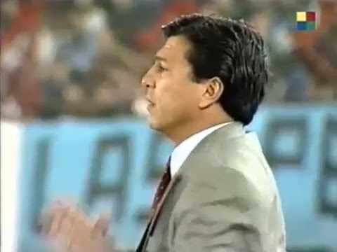 Eliminatorias Mundial 1998: Argentina 2-0 Perú (08/06/1997). Narración y comentarios en español.