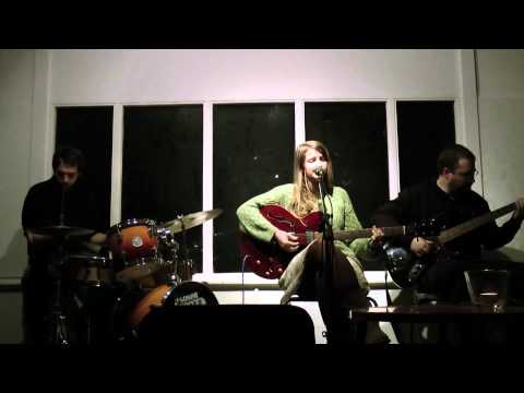 Leonie Evans - Live at The Smugglers Sessions - 15-03-12