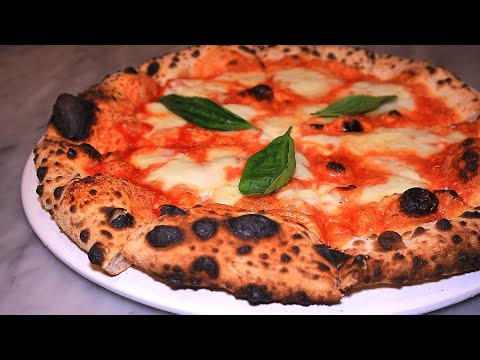 Neapolitan Pizza Buffalo Cheese - Acunto Napoli (il faggetto Italiano)