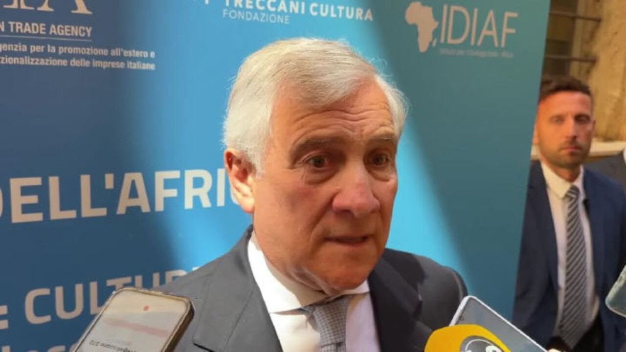 Tajani su attivisti italiani della Flotilla trasferiti a Bengasi: Stiamo seguendo la vicenda