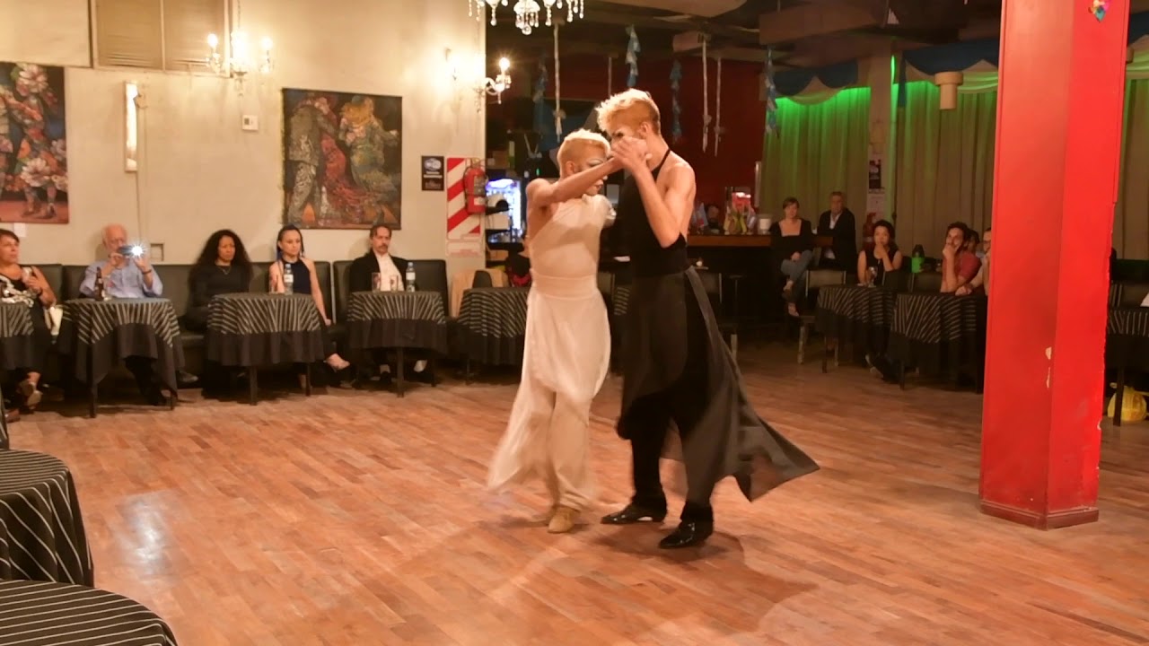 Juampi Ramirez y Daniel Arroyo en Porteño y Bailarín -1