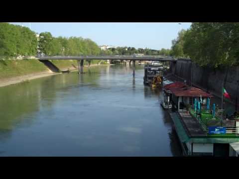 Why Rome ignores the Tiber River