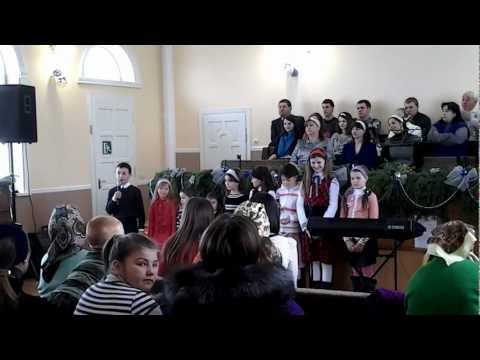 copiii de la biserica di Stanesti Ucraina