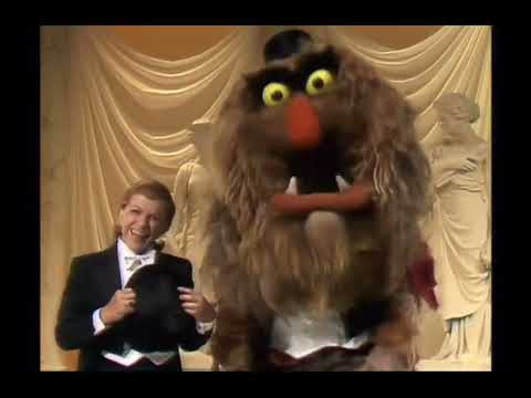 The Muppet Show - 206: Nancy Walker - “They Can’t Take That Away From Me” (1978)
