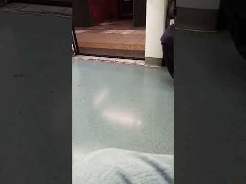 Staz. Cinecittà Metro a Roma caf treno in partenza direz. Anagnina