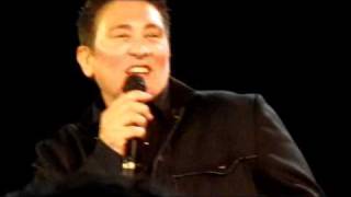 k.d. lang - Sing It Loud (Le Poisson Rouge, NYC, 4.14.11)