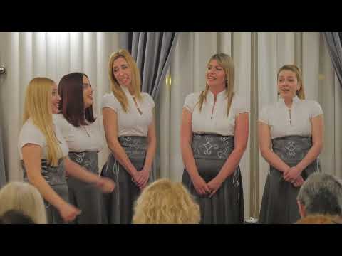 Klapa Armorin - Majka Maru i bije i kara