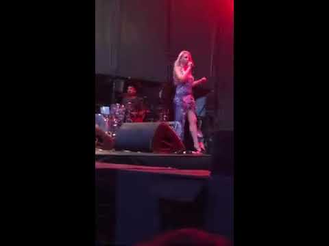 MAGARI MUORI - Romina Falconi live