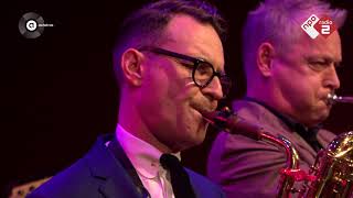 New Cool Collective - 'Snowball' live bij Muziekcafé