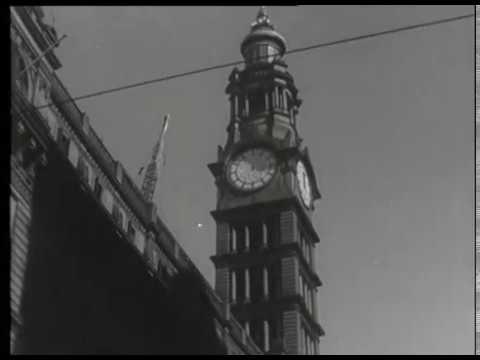 Sydney GPO tower demolition in 1942