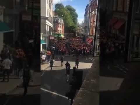 1. FC Köln Fanmarsch in London