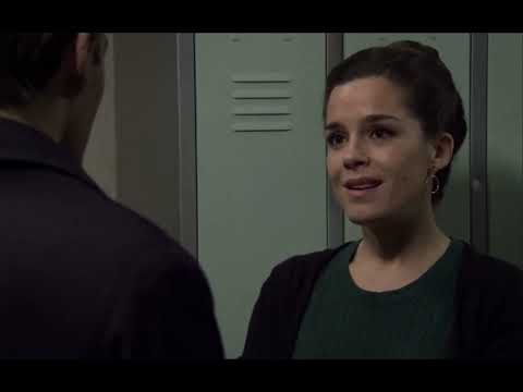 Amar C573 - Clara pide a Juan que vaya a un especialista