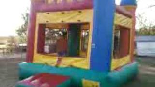 preview picture of video 'big kids in moonbounce'