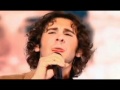 Josh Groban - « Petit Papa Noël »