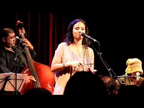 Mayra Andrade - Tunuka (Live)