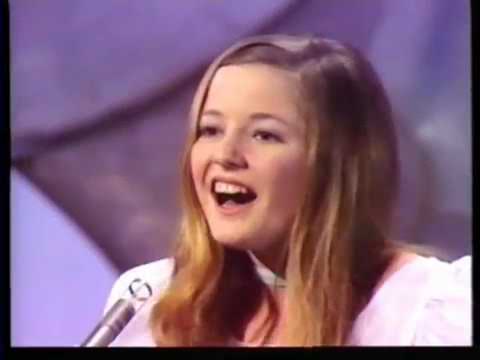1971 Norway: Hanne Krogh - Lykken er (17th place at Eurovision Song Contest in Dublin)
