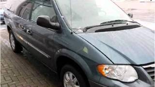 preview picture of video '2005 Chrysler Town & Country Used Cars Cleveland OH'