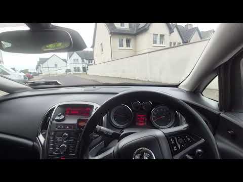 Vauxhall Astra J 2011 - Image 2