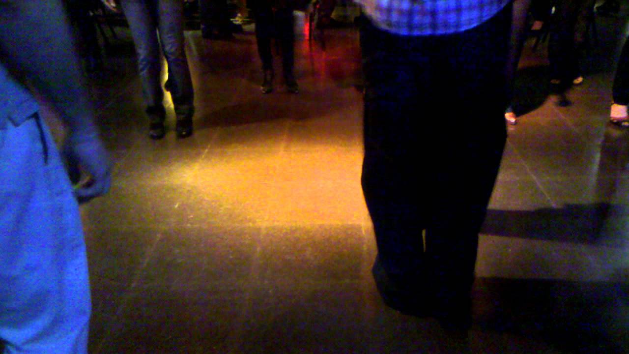 Hernán Prieto y Daniela Roig, clase de milonga en La Viruta (25-08-2011)