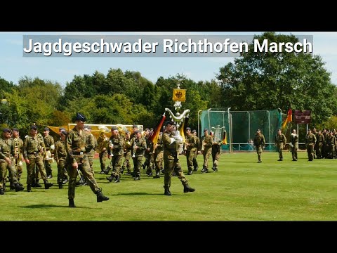 Leben in der Lage: Jagdgeschwader Richthofen Marsch (Hans Felix Husadel) bei 37 Grad Außentemperatur