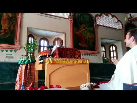 2019-10-20 S.B. 4.1-7 Lila of Daksha insulting Sri Shiva and Sati leaving her body