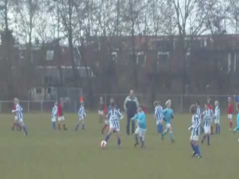 VV Hillegom E5 tegen Uno