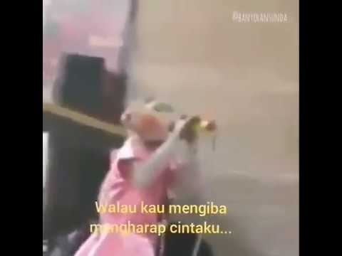 Potensi dan kenari untuk Ulasan perempuan patogen