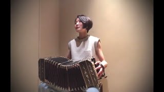Download lagu バンドネオンソロ・海上亞佑巳「コラール(賛美歌)」A・ピアソラ〜 “Coral” (Astor Piazzolla) / bandoneon solo mp3 Download lagu バンドネオンソロ・海上亞佑巳「コラール(賛美歌)」A・ピアソラ〜 “Coral” (Astor Piazzolla) / bandoneon solo mp3