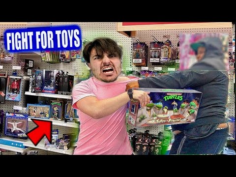 SCALPER TAKES A FIGURE OUT OF MY HAND! Target Toy Hunt