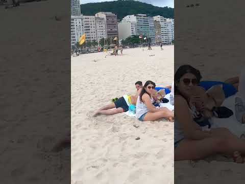 🇧🇷 Copacabana Beach in RİO DE JANEİRO