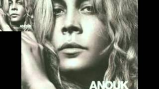 Anouk Ball and Chain