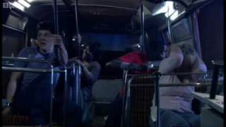 The Routemaster bus returns to Earth - Doctor Who - BBC