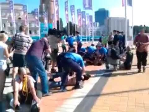 FEMEN на Олимпийской площади протестовали против визита Лукашенко на финал Евро-2012 (видео)