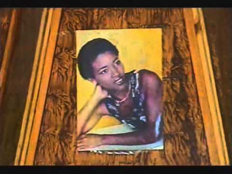 Mulher morre e o ultimo desejo dela era ser coberta de pipocas - CARDINOT AQUI NA CLUBE 21.10.2011