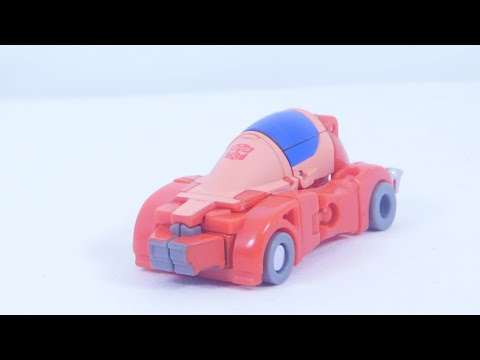 Transformers Studio Series 86 Core Class Wheelie Stop Motion