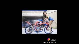 Download lagu Story' WA cewek seksi mp3 Download lagu Story' WA cewek seksi mp3