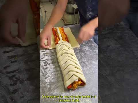Instructions on how to wrap bread in a beautiful shape