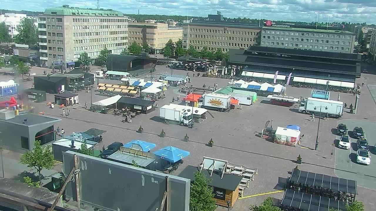 Live webcam view of Joensuu Market Square Live