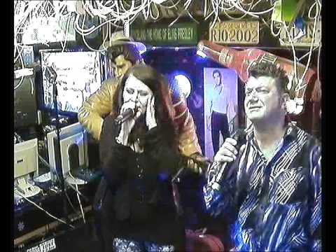 Rosa  singt se mi voi im Karaoke Fun Pub Stuttgart http://www.funpub.eu