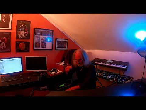 Essenze di Musica #6 - Campionamento di suoni -  by Piero Mortara