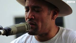 Ben Harper - Waiting On An Angel | Live Plus Près De Toi