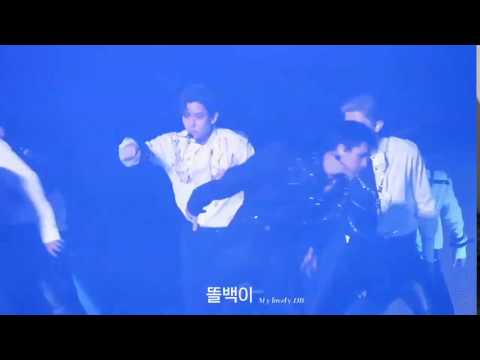 170708 EXO cute mistake for Monster intro at SMTOWN LIVE in Seoul