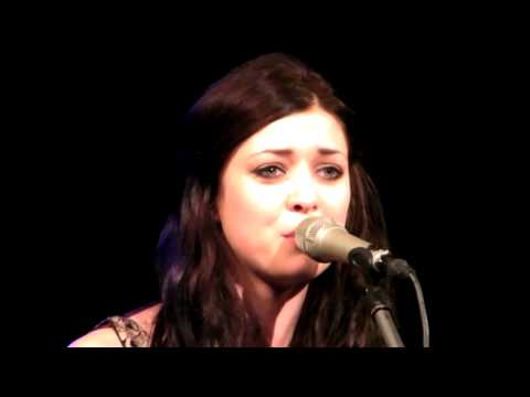 42. Maria Madej - SONG TRZYMAJĄCYCH ŚCIANY - 48 SFP w Krakowie (2012 r.)