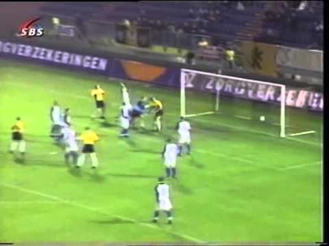 6-11-02 NAC Breda - Cambuur: 3-1 (Beker)