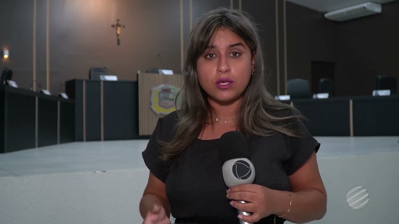 VEREADORES DISCUTEM PROJETOS DE LEIS E INDICAÇÕES