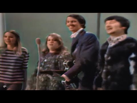 The Mamas and the Papas - California Dreamin' (1966)
