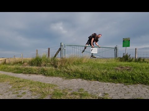 37 Kilometer Extrem-Wandern: Deiche, Schafe und… das Sonnensystem?