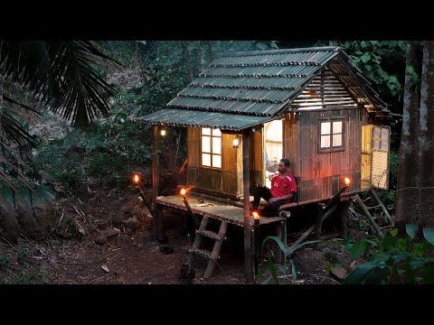 5 Hari Membangun Rumah Bambu di Hutan 🌿 – Camping Seru & Masak Ikan Cobek Goreng 😋🐟🔥