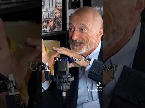 Pérez-Reverte, recuerdos de la guerra: "Queríamos cortar la digestión de la gente"